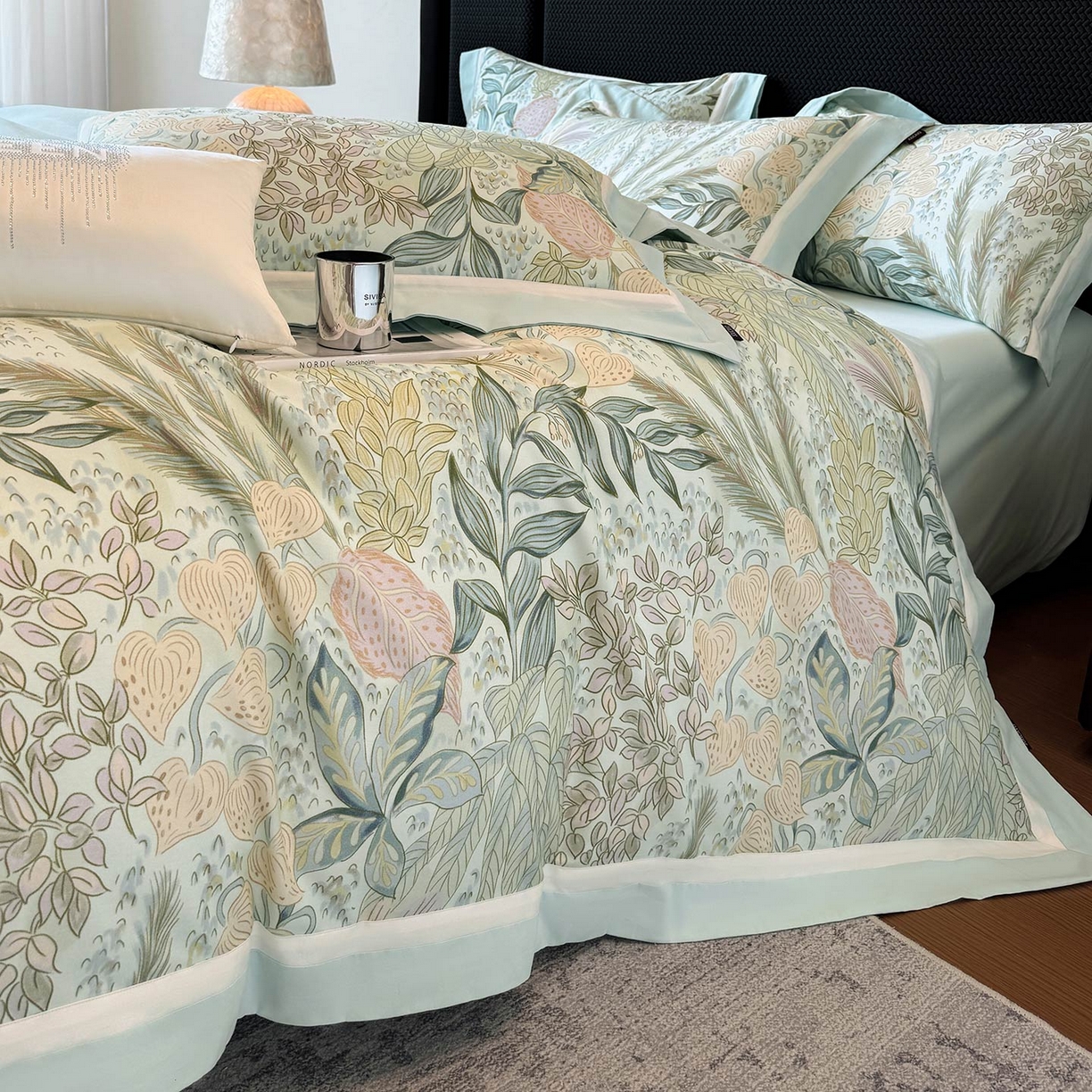 91家纺网 家纺一手货源 找家纺 2025直播爆款A类加厚保暖全棉磨毛四件套纯棉数码印花被套高端床单床笠款裸睡床上用品 芙瑶-香颂绿