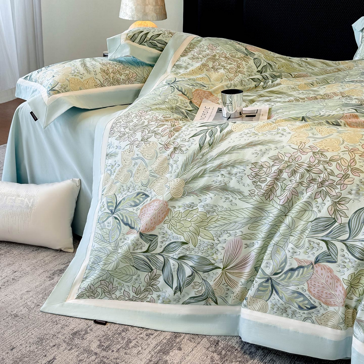 91家纺网 家纺一手货源 找家纺 2025直播爆款A类加厚保暖全棉磨毛四件套纯棉数码印花被套高端床单床笠款裸睡床上用品 芙瑶-香颂绿