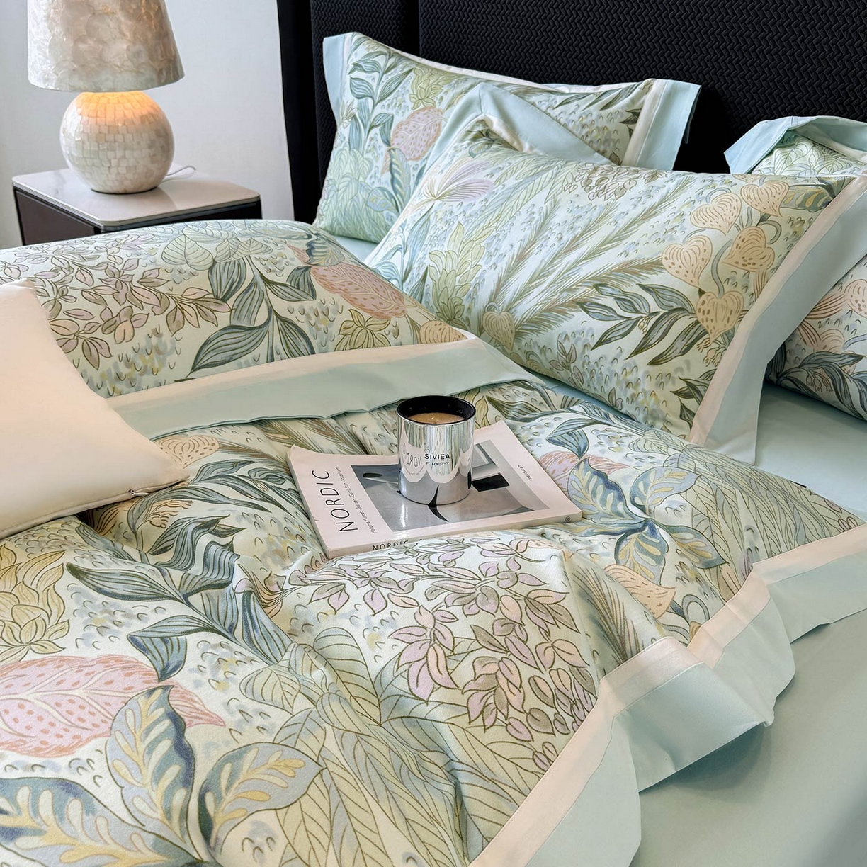 91家纺网 家纺一手货源 找家纺 2025直播爆款A类加厚保暖全棉磨毛四件套纯棉数码印花被套高端床单床笠款裸睡床上用品 芙瑶-香颂绿