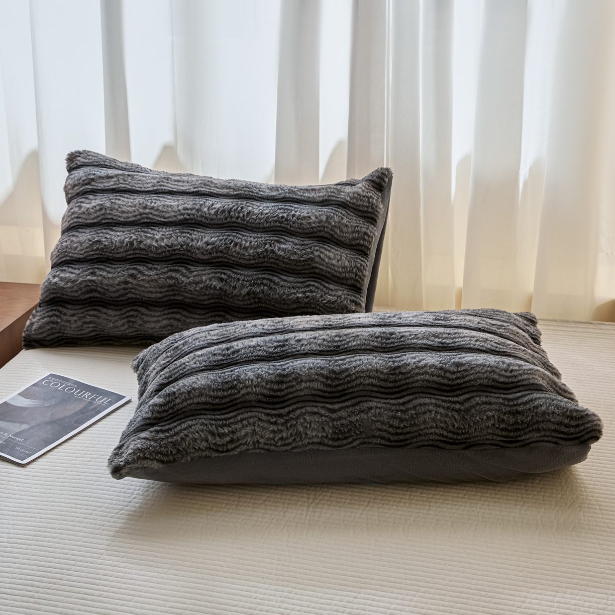 91家纺网 家纺一手货源 找家纺 欧邦 2025新款轻奢波纹加厚皮草兔毛绒双层毯 波纹-深灰