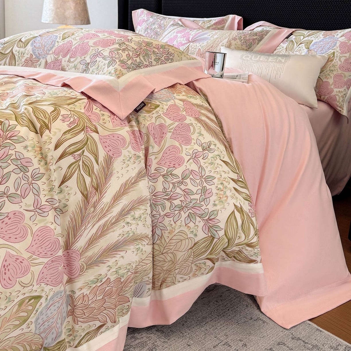 91家纺网 家纺一手货源 找家纺  2025直播爆款A类加厚保暖全棉磨毛四件套纯棉数码印花被套高端床单床笠款裸睡床上用品 芙瑶-香颂粉