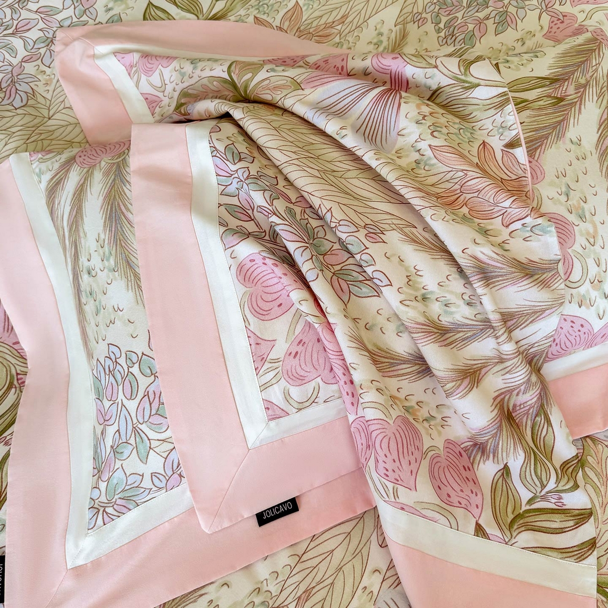 91家纺网 家纺一手货源 找家纺  2025直播爆款A类加厚保暖全棉磨毛四件套纯棉数码印花被套高端床单床笠款裸睡床上用品 芙瑶-香颂粉