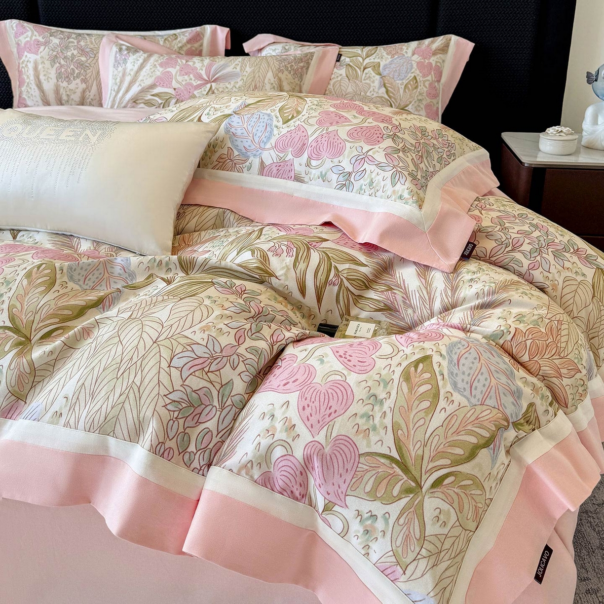 91家纺网 家纺一手货源 找家纺  2025直播爆款A类加厚保暖全棉磨毛四件套纯棉数码印花被套高端床单床笠款裸睡床上用品 芙瑶-香颂粉