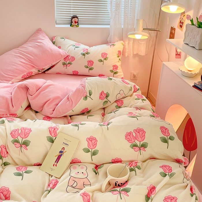 91家纺网 家纺一手货源 找家纺 卡斯诺家纺馆 2025新款200克牛奶绒四件套 浪漫玫瑰