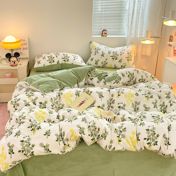 91家纺网 家纺一手货源 找家纺 卡斯诺家纺馆 2025新款200克牛奶绒四件套 豆蔻年华