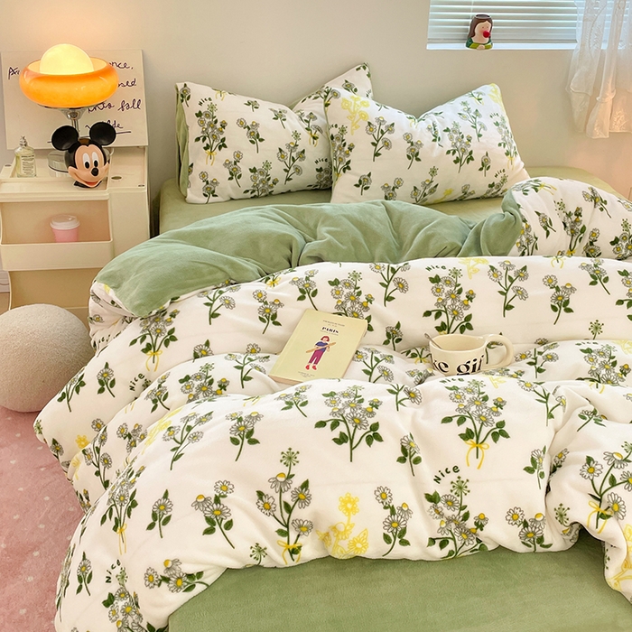 91家纺网 家纺一手货源 找家纺 卡斯诺家纺馆 2025新款200克牛奶绒四件套 豆蔻年华