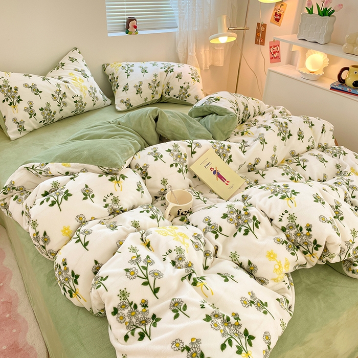 91家纺网 家纺一手货源 找家纺 卡斯诺家纺馆 2025新款200克牛奶绒四件套 豆蔻年华