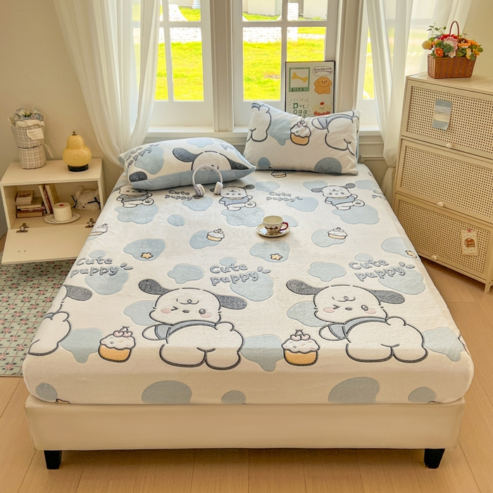 91家纺网 家纺一手货源 找家纺 娜朵家纺 2025新款180克雪花绒印花床笠 萌犬生活