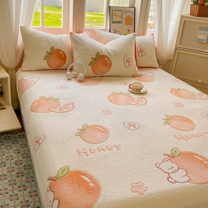 91家纺网 家纺一手货源 找家纺 娜朵家纺 2025新款180克雪花绒印花床笠 甜橙