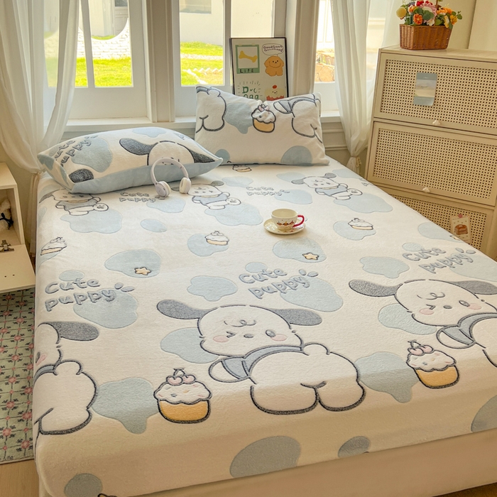 91家纺网 家纺一手货源 找家纺 娜朵家纺 2025新款180克雪花绒印花床笠 萌犬生活