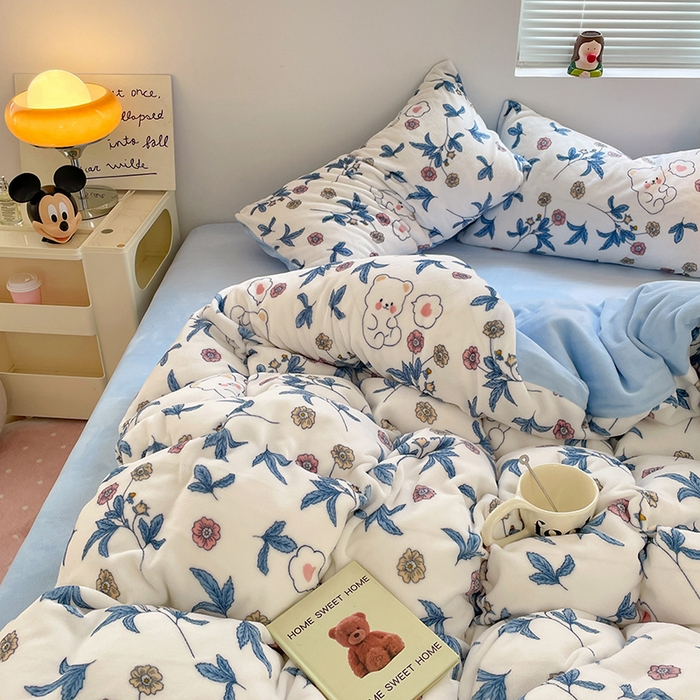 91家纺网 家纺一手货源 找家纺 卡斯诺家纺馆 2025新款200克牛奶绒四件套 墨染芳华