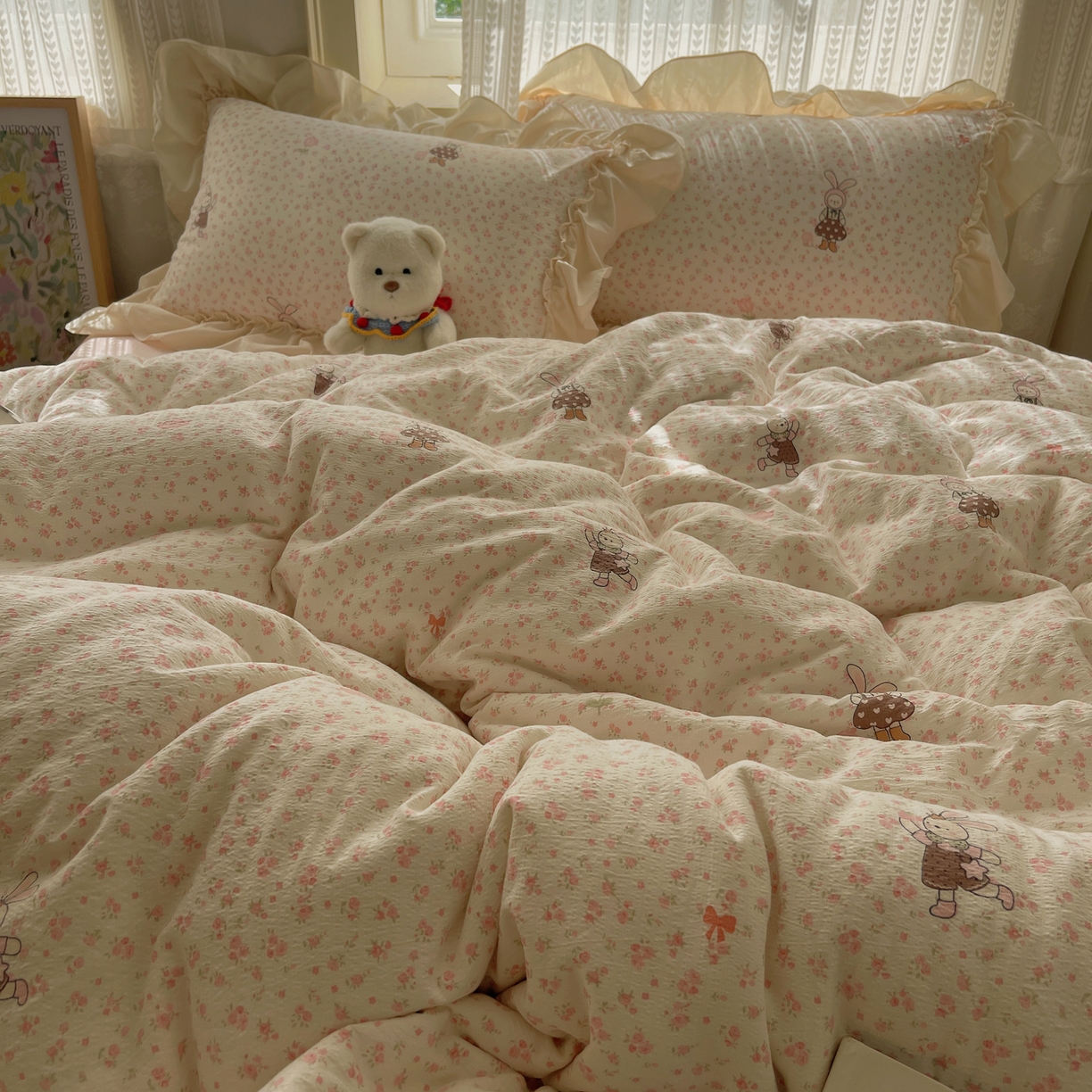 91家纺网 家纺一手货源 找家纺 （总）初念 2025新款法式花边款小碎花云感双层纱系列四件套-曼塔（小红书推荐）提供买家秀