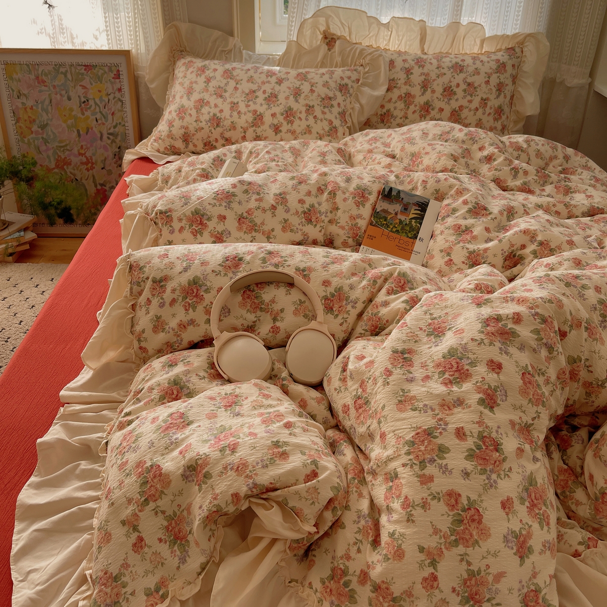 91家纺网 家纺一手货源 找家纺 （总）初念 2025新款法式花边款小碎花云感双层纱系列四件套-曼塔（小红书推荐）提供买家秀