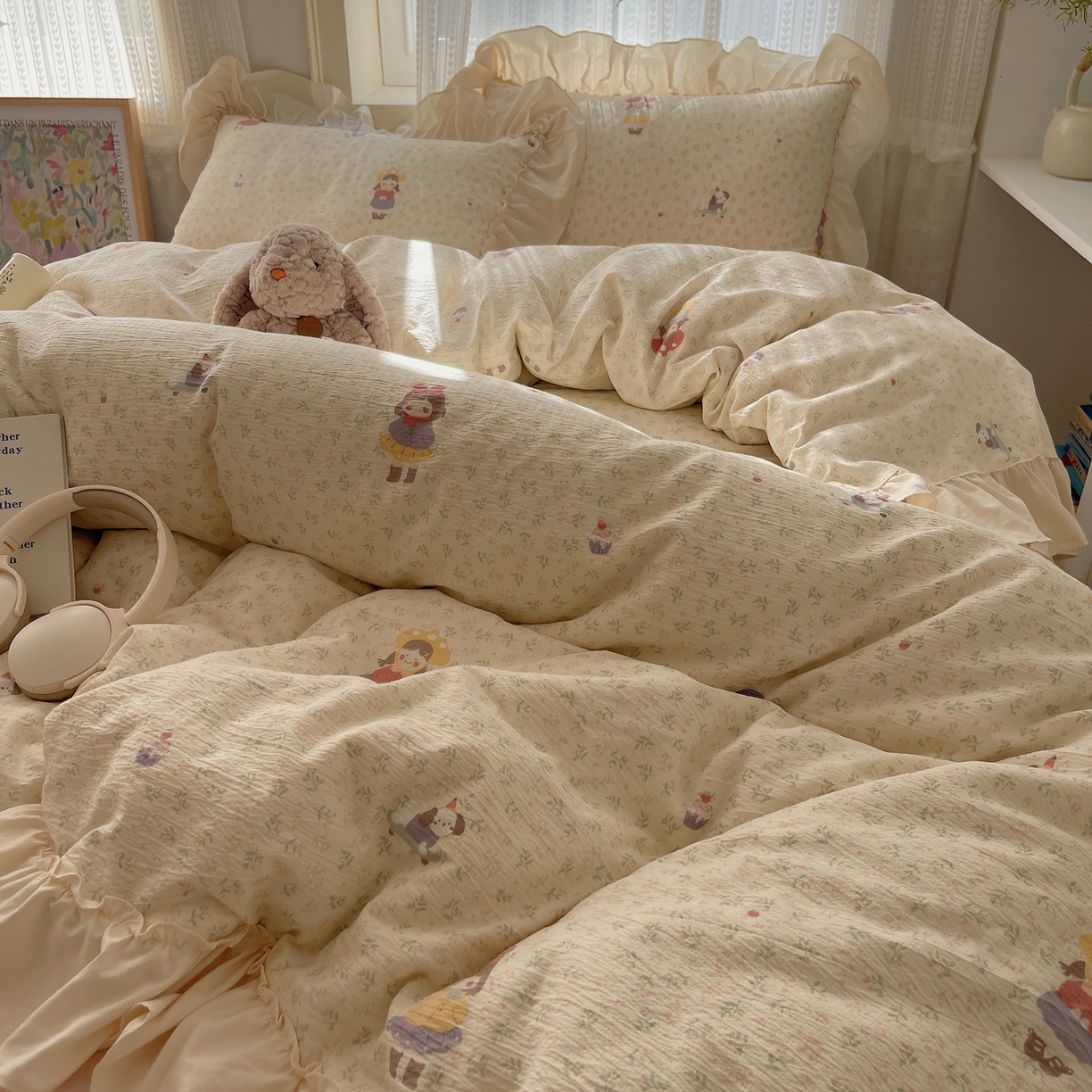 91家纺网 家纺一手货源 找家纺 初念 2025新款法式花边款小碎花云感双层纱系列四件套-曼塔（小红书推荐）提供买家秀 曼塔-丛林女孩