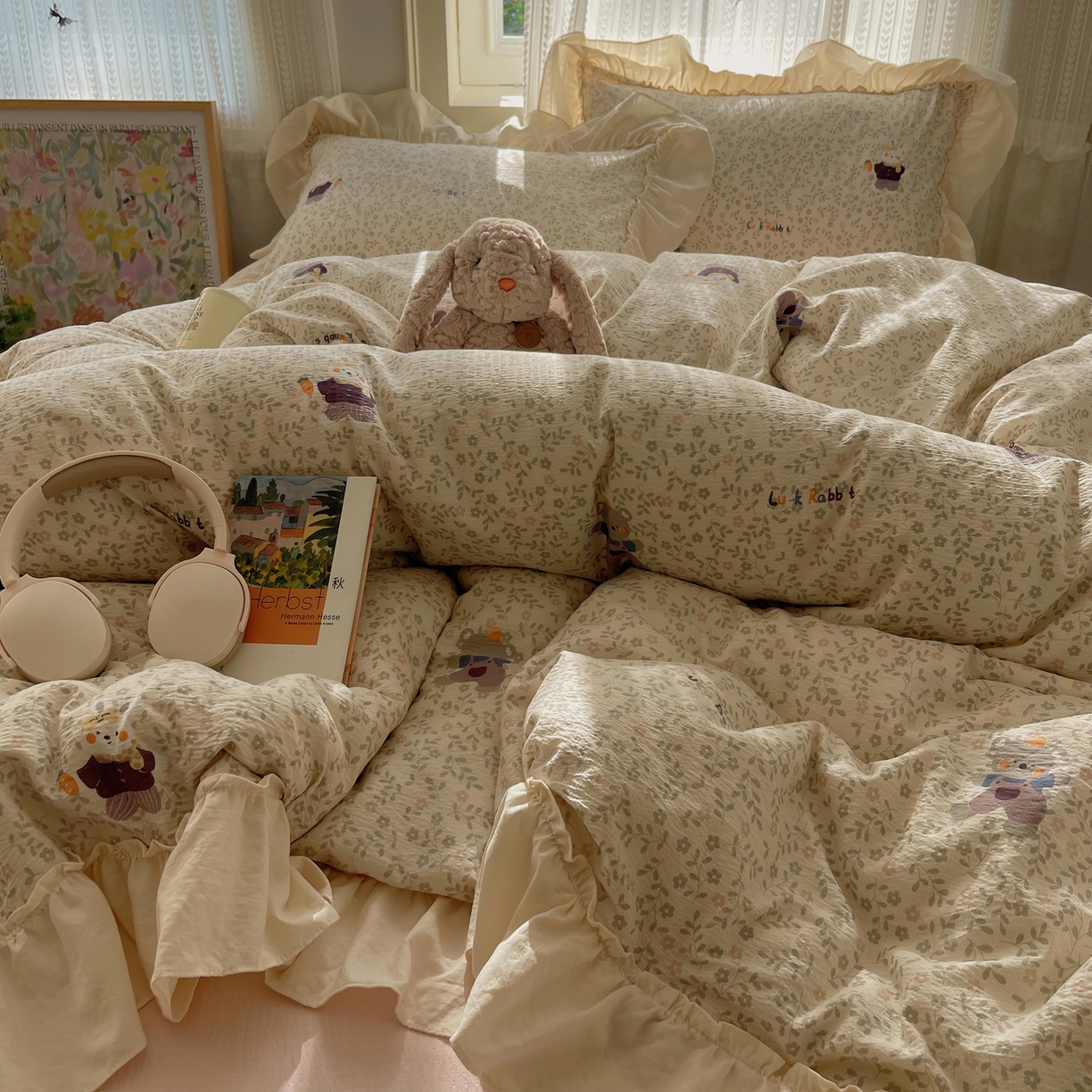 91家纺网 家纺一手货源 找家纺 初念 2025新款法式花边款小碎花云感双层纱系列四件套-曼塔（小红书推荐）提供买家秀 曼塔-复古浪漫