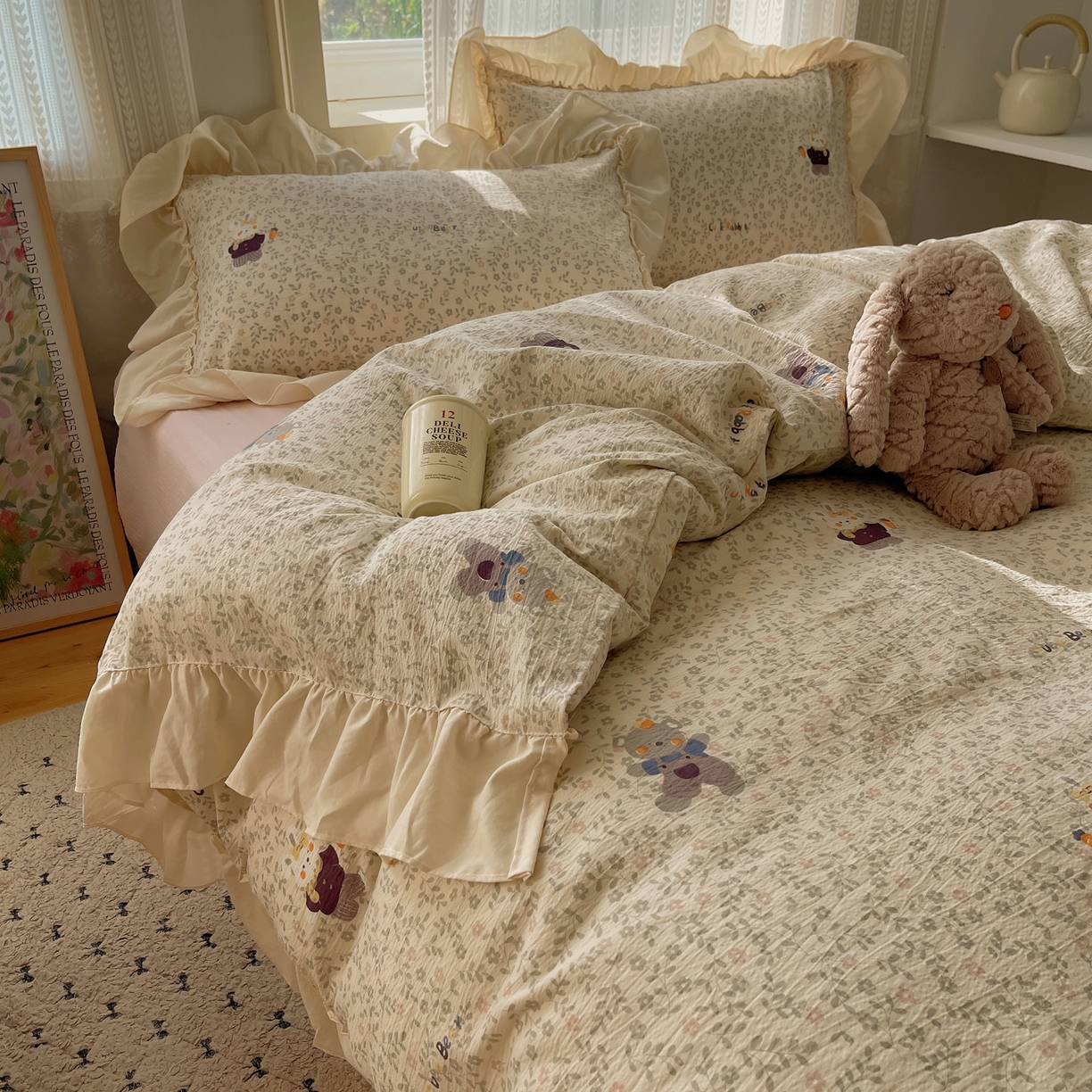 91家纺网 家纺一手货源 找家纺 初念 2025新款法式花边款小碎花云感双层纱系列四件套-曼塔（小红书推荐）提供买家秀 曼塔-复古浪漫