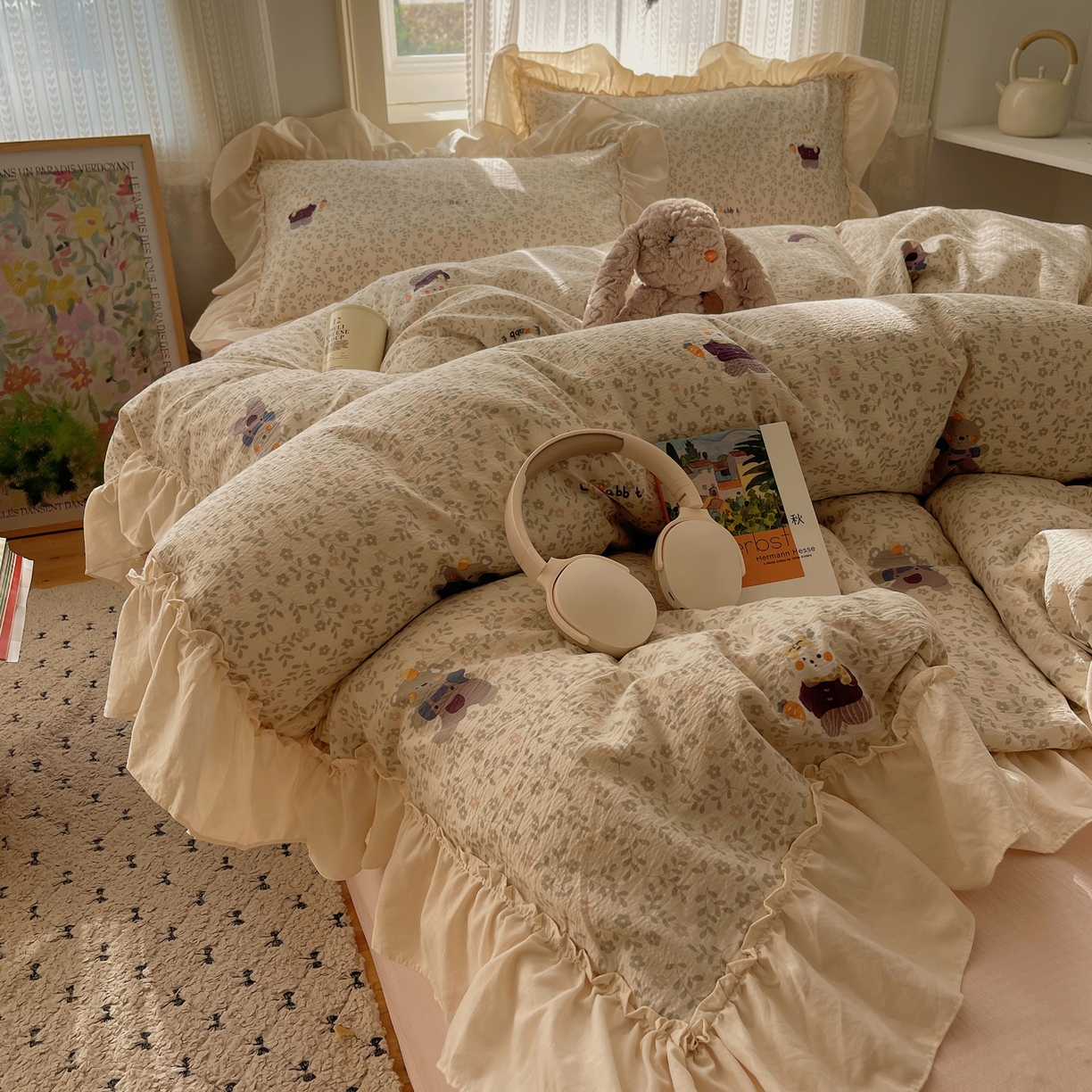 91家纺网 家纺一手货源 找家纺 初念 2025新款法式花边款小碎花云感双层纱系列四件套-曼塔（小红书推荐）提供买家秀 曼塔-复古浪漫