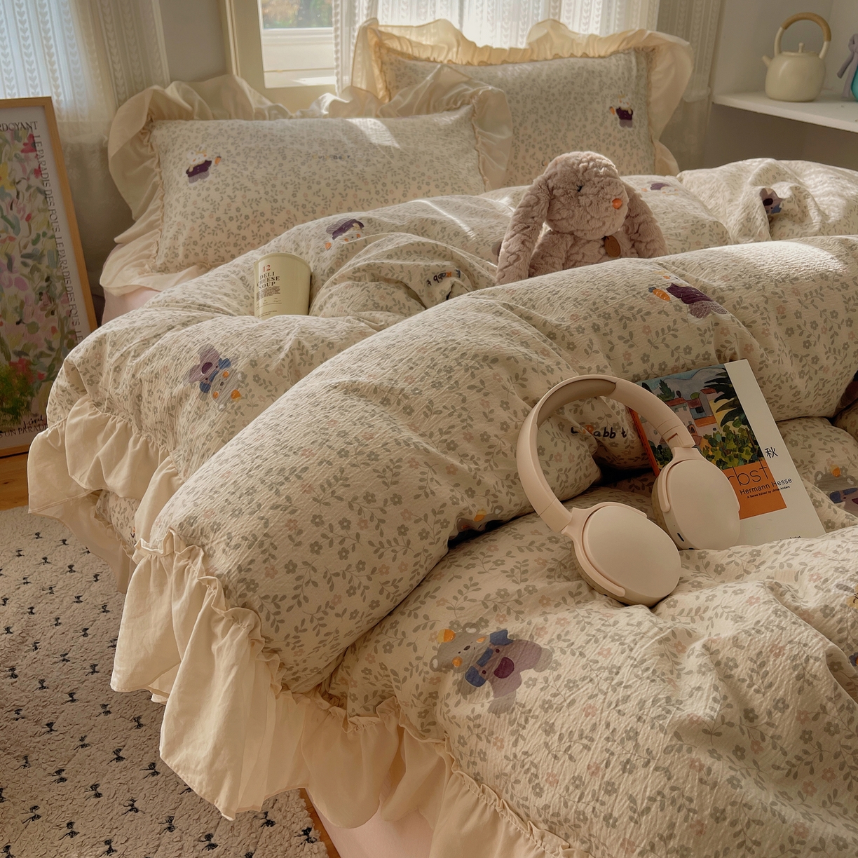 91家纺网 家纺一手货源 找家纺 初念 2025新款法式花边款小碎花云感双层纱系列四件套-曼塔（小红书推荐）提供买家秀 曼塔-复古浪漫