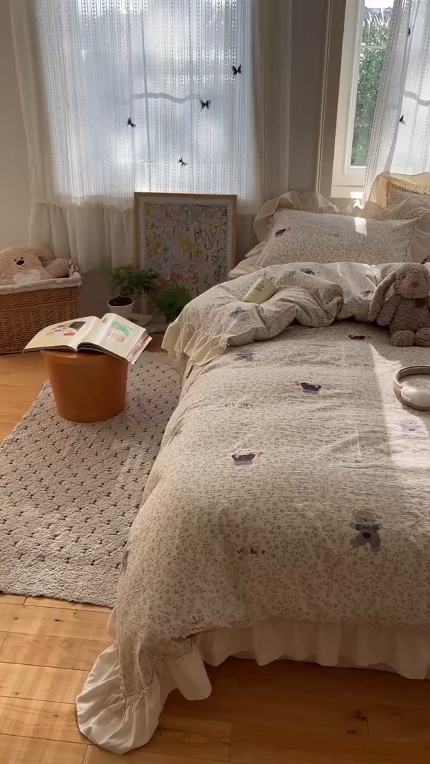 91家纺网 家纺一手货源 找家纺 初念 2025新款法式花边款小碎花云感双层纱系列四件套-曼塔（小红书推荐）提供买家秀 曼塔-复古浪漫