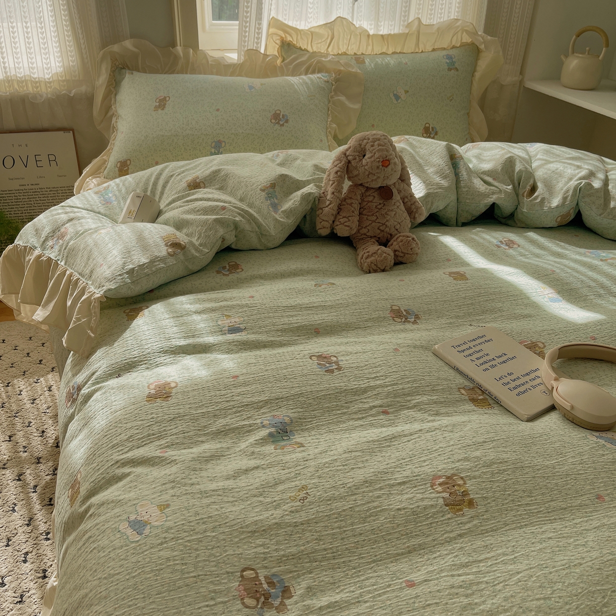 91家纺网 家纺一手货源 找家纺 初念 2025新款法式花边款小碎花云感双层纱系列四件套-曼塔（小红书推荐）提供买家秀 曼塔-少女象