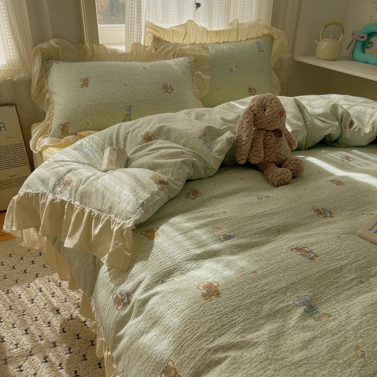 91家纺网 家纺一手货源 找家纺 初念 2025新款法式花边款小碎花云感双层纱系列四件套-曼塔（小红书推荐）提供买家秀 曼塔-少女象