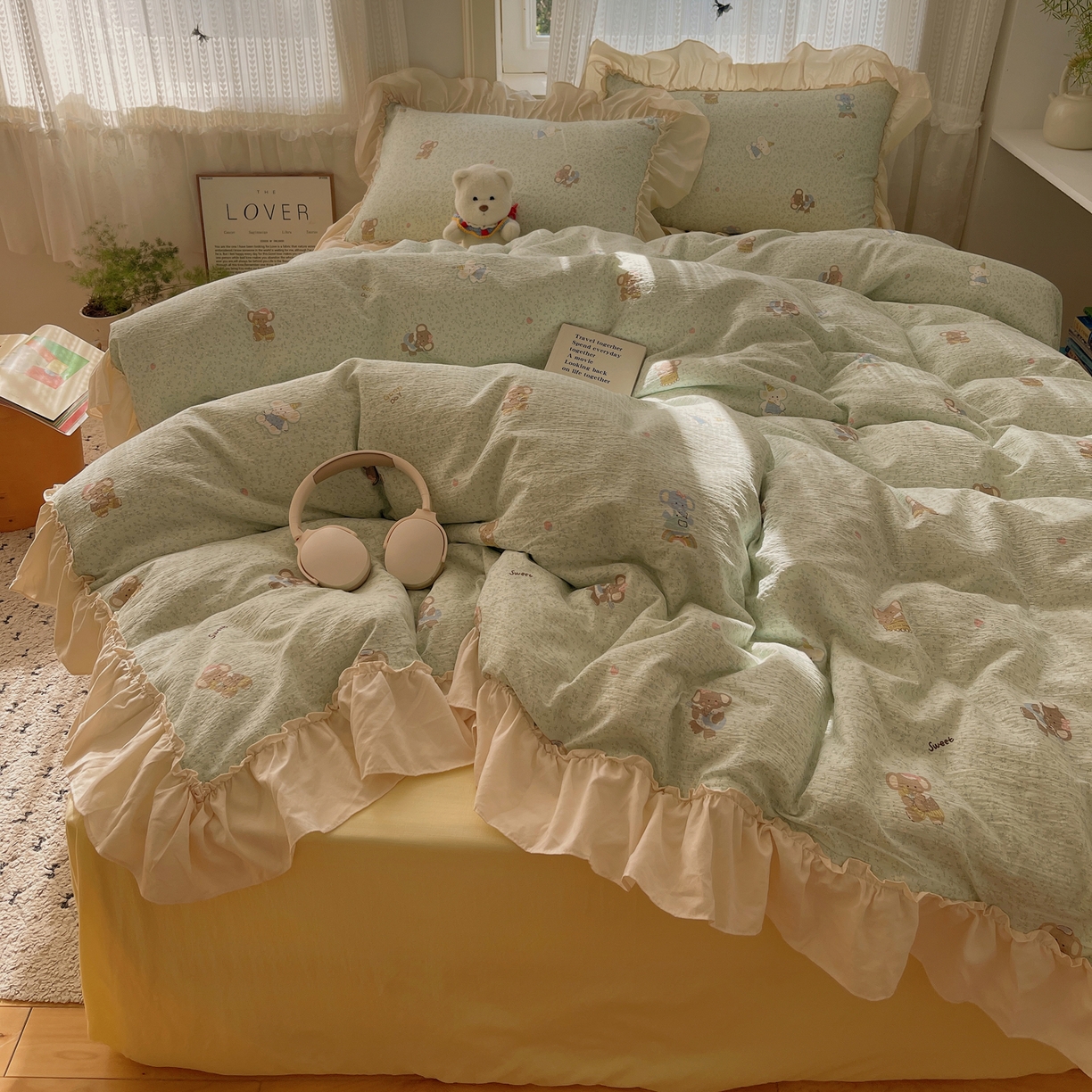 91家纺网 家纺一手货源 找家纺 初念 2025新款法式花边款小碎花云感双层纱系列四件套-曼塔（小红书推荐）提供买家秀 曼塔-少女象