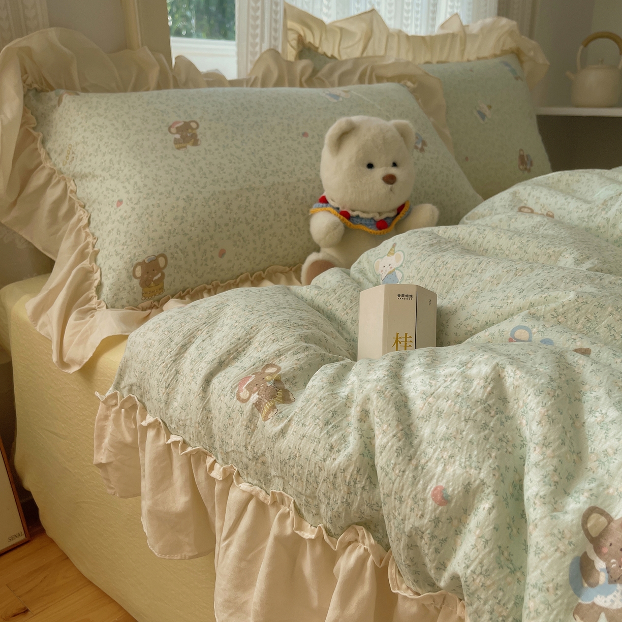 91家纺网 家纺一手货源 找家纺 初念 2025新款法式花边款小碎花云感双层纱系列四件套-曼塔（小红书推荐）提供买家秀 曼塔-少女象