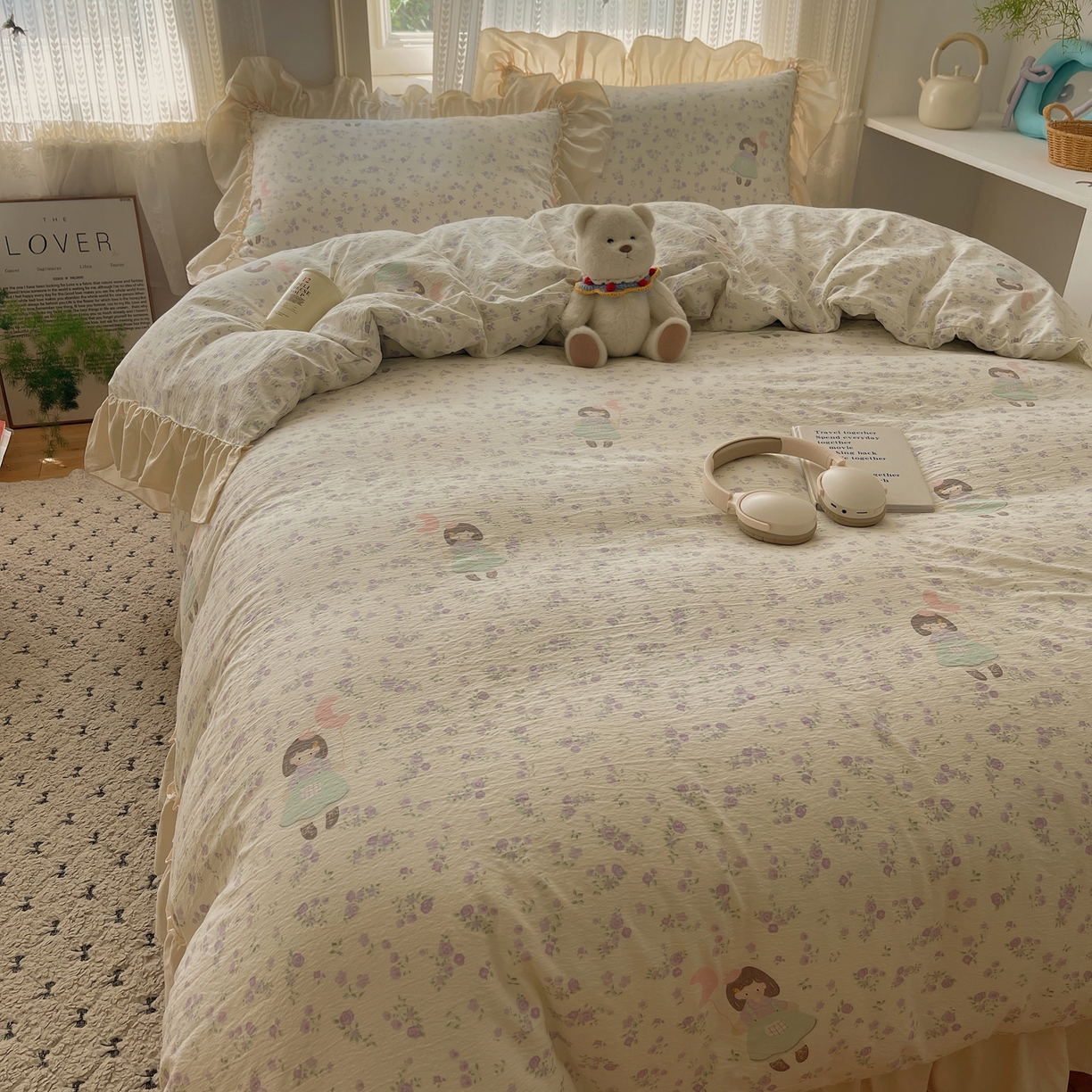 91家纺网 家纺一手货源 找家纺 初念 2025新款法式花边款小碎花云感双层纱系列四件套-曼塔（小红书推荐）提供买家秀 曼塔-思念女孩