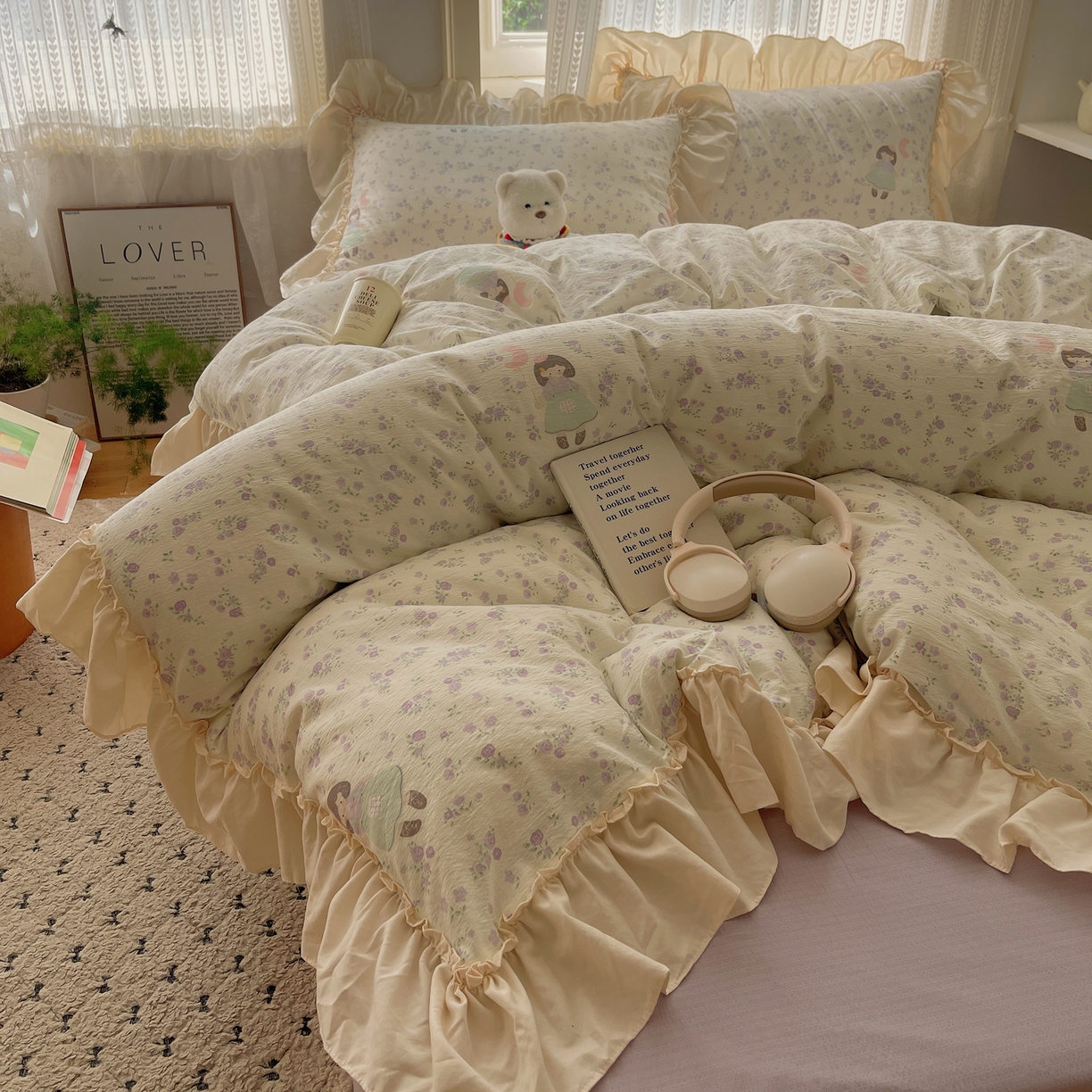 91家纺网 家纺一手货源 找家纺 初念 2025新款法式花边款小碎花云感双层纱系列四件套-曼塔（小红书推荐）提供买家秀 曼塔-思念女孩