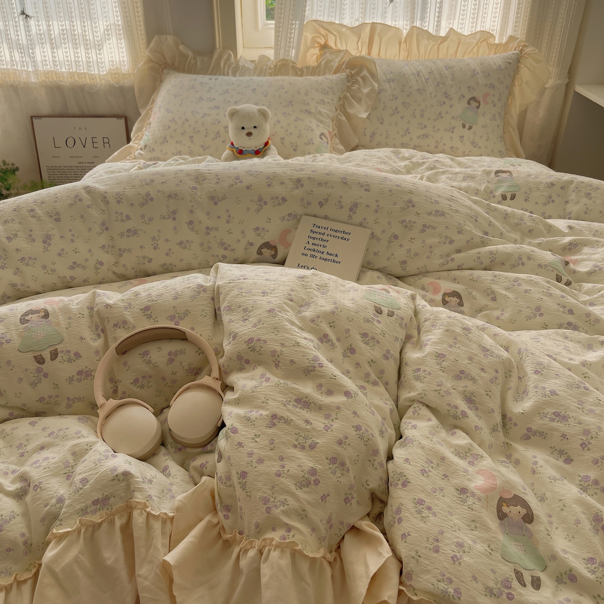 91家纺网 家纺一手货源 找家纺 初念 2025新款法式花边款小碎花云感双层纱系列四件套-曼塔（小红书推荐）提供买家秀 曼塔-思念女孩