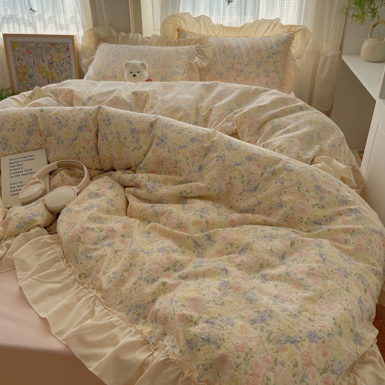 91家纺网 家纺一手货源 找家纺 初念 2025新款法式花边款小碎花云感双层纱系列四件套-曼塔（小红书推荐）提供买家秀 曼塔-虞美人的诗