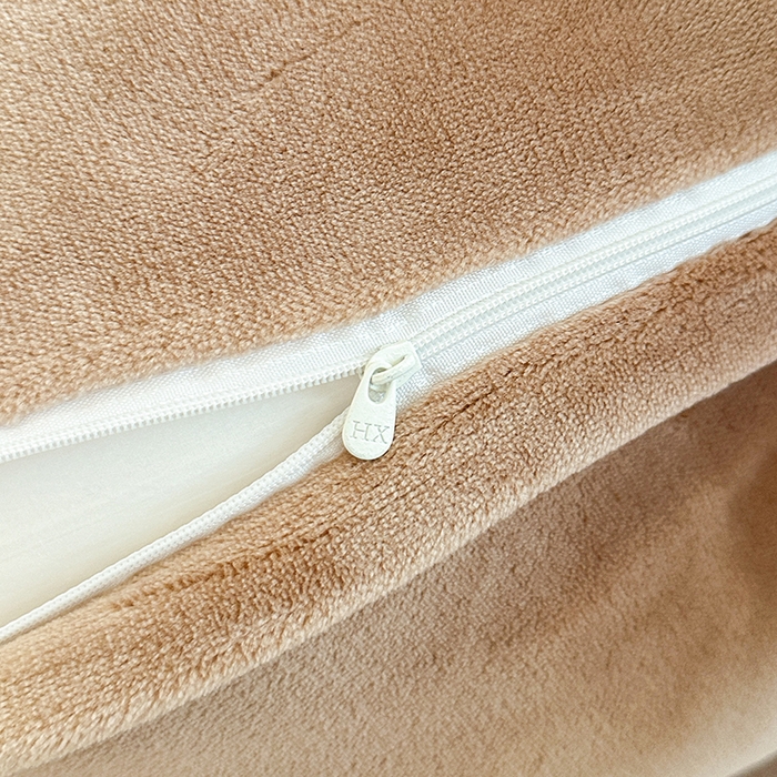 91家纺网 家纺一手货源 找家纺 绘萱家居 2025新款爆款高密消光双层花边牛奶绒四件套印花 巴洛克-灰