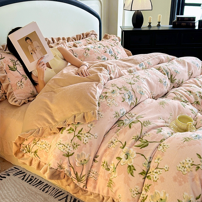 绘萱家居 2025新款爆款高密消光双层花边牛奶绒四件套印花 清欢