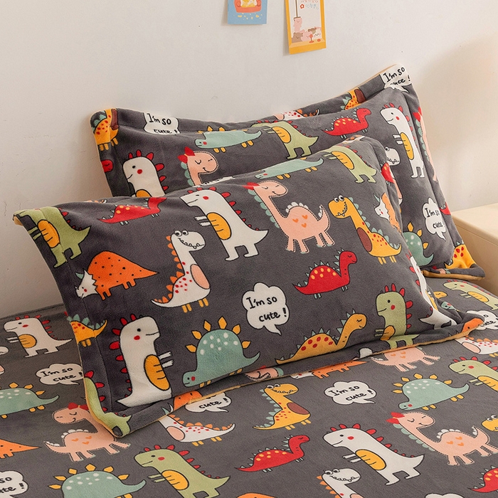 91家纺网 家纺一手货源 找家纺 金盛纺 2025新款高克重牛奶绒印花系列单床单(可定制) 恐龙王国