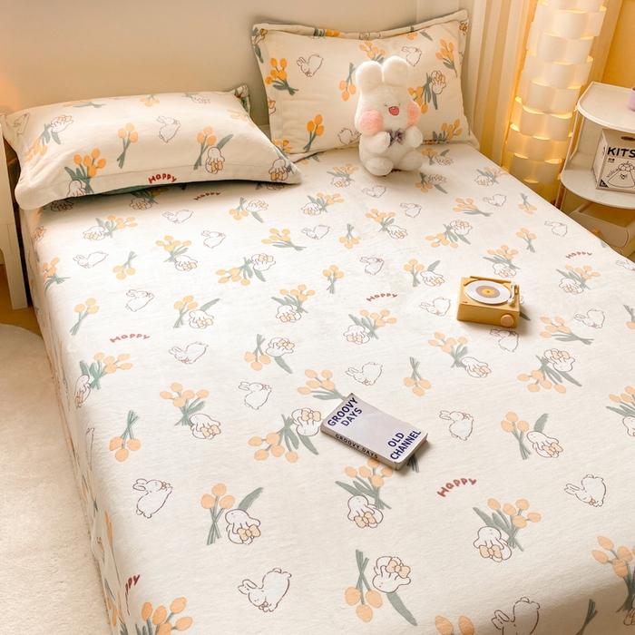 91家纺网 家纺一手货源 找家纺 金盛纺 2025新款高克重牛奶绒印花系列单床单(可定制) 星光游乐园