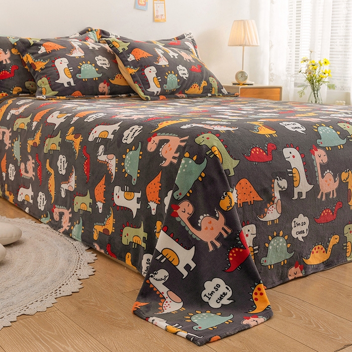 91家纺网 家纺一手货源 找家纺 金盛纺 2025新款高克重牛奶绒印花系列单床单(可定制) 恐龙王国