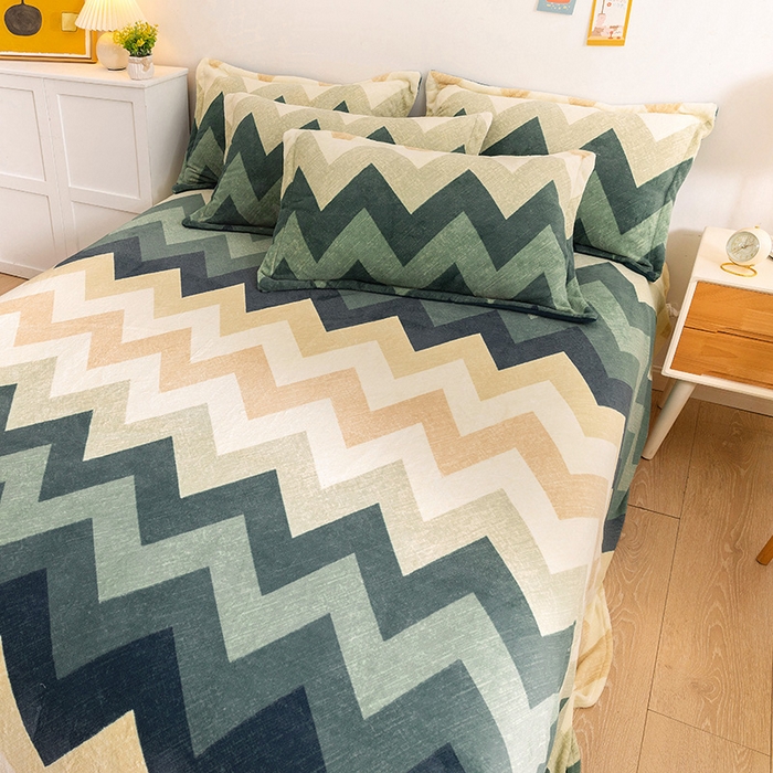 91家纺网 家纺一手货源 找家纺 金盛纺 2025新款高克重牛奶绒印花系列单床单(可定制) 梦境（绿）