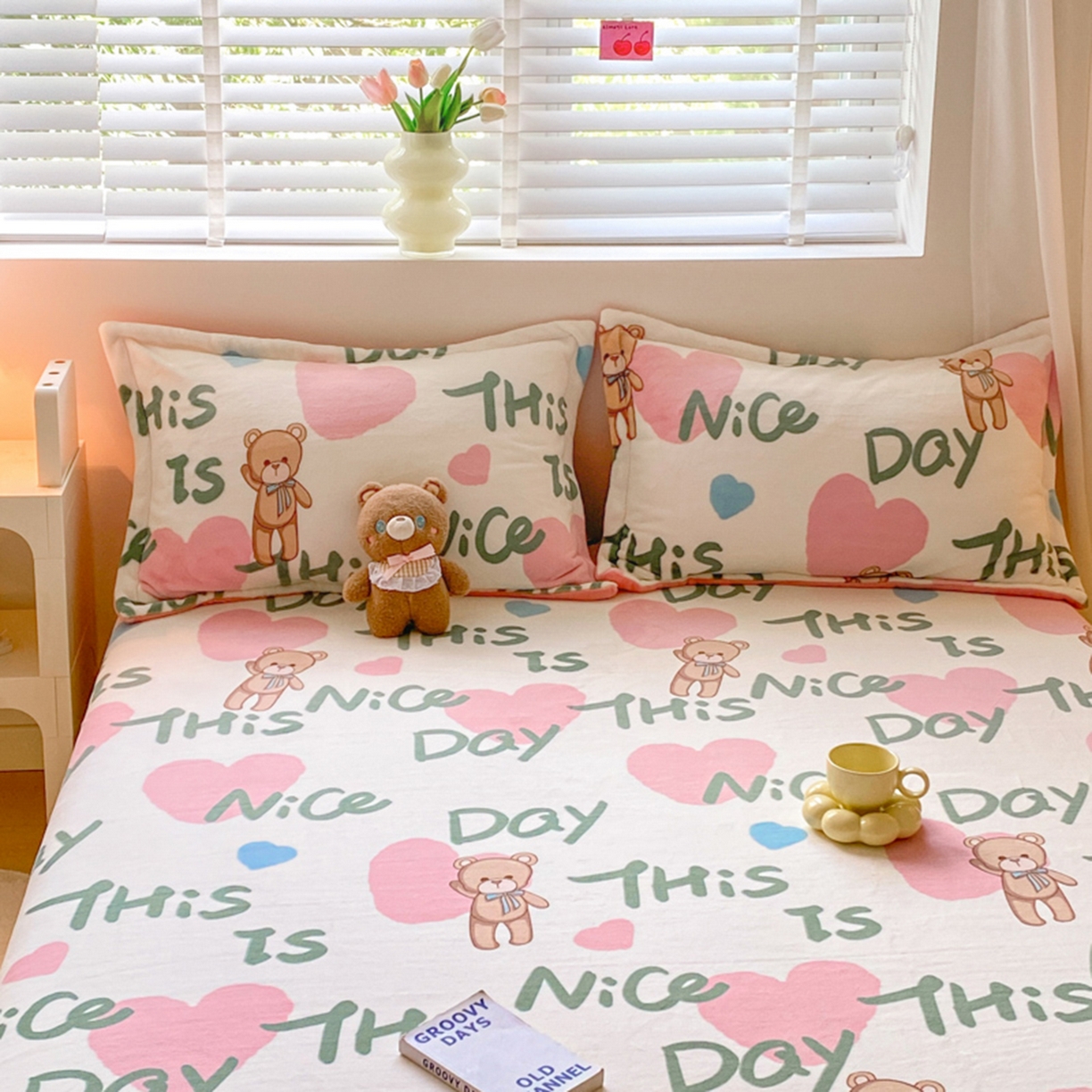 91家纺网 家纺一手货源 找家纺 金盛纺 2025新款高克重牛奶绒印花系列单床单(可定制) 粉红桃心