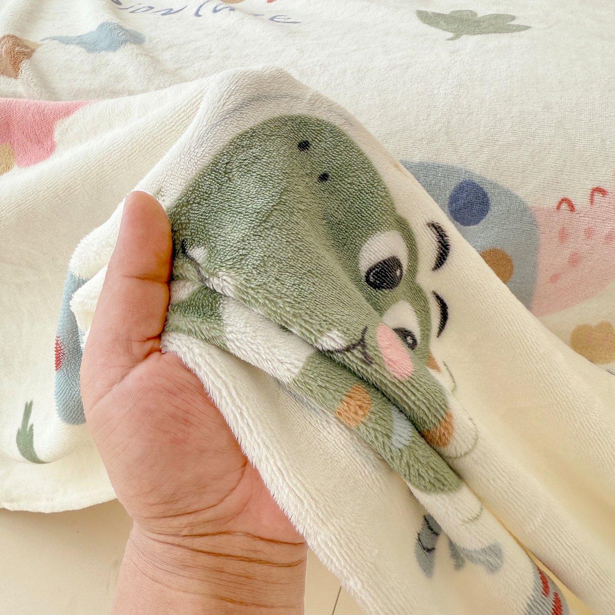 91家纺网 家纺一手货源 找家纺 金盛纺 2025新款高克重牛奶绒印花系列单床单(可定制) 大宝贝