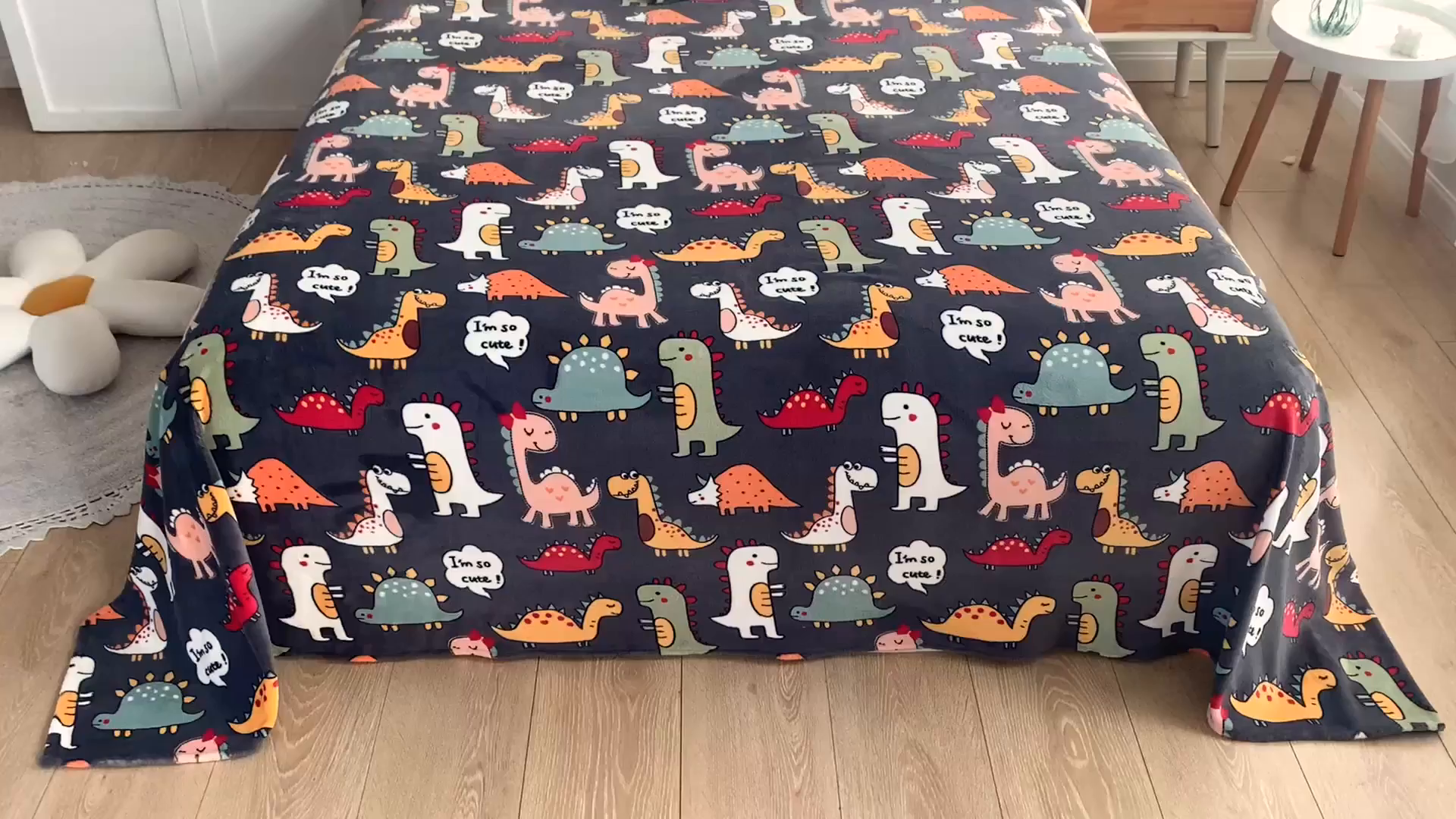 91家纺网 家纺一手货源 找家纺 金盛纺 2025新款高克重牛奶绒印花系列单床单(可定制) 恐龙王国