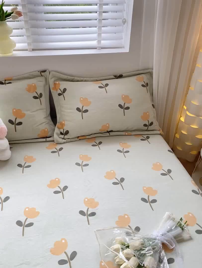 91家纺网 家纺一手货源 找家纺 金盛纺 2025新款高克重牛奶绒印花系列单床单(可定制) 花仙子