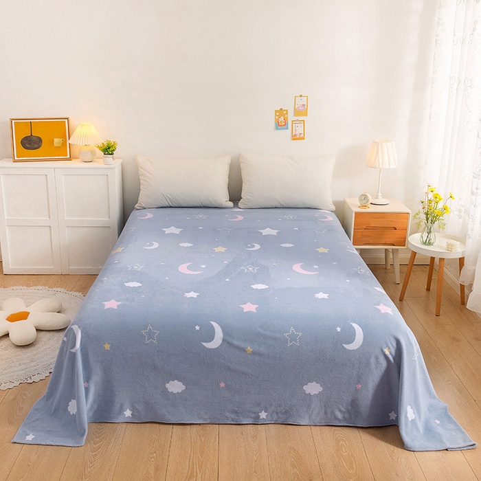 91家纺网 家纺一手货源 找家纺 金盛纺 2025新款高克重牛奶绒印花系列单床单(可定制) 梦幻星空（蓝）