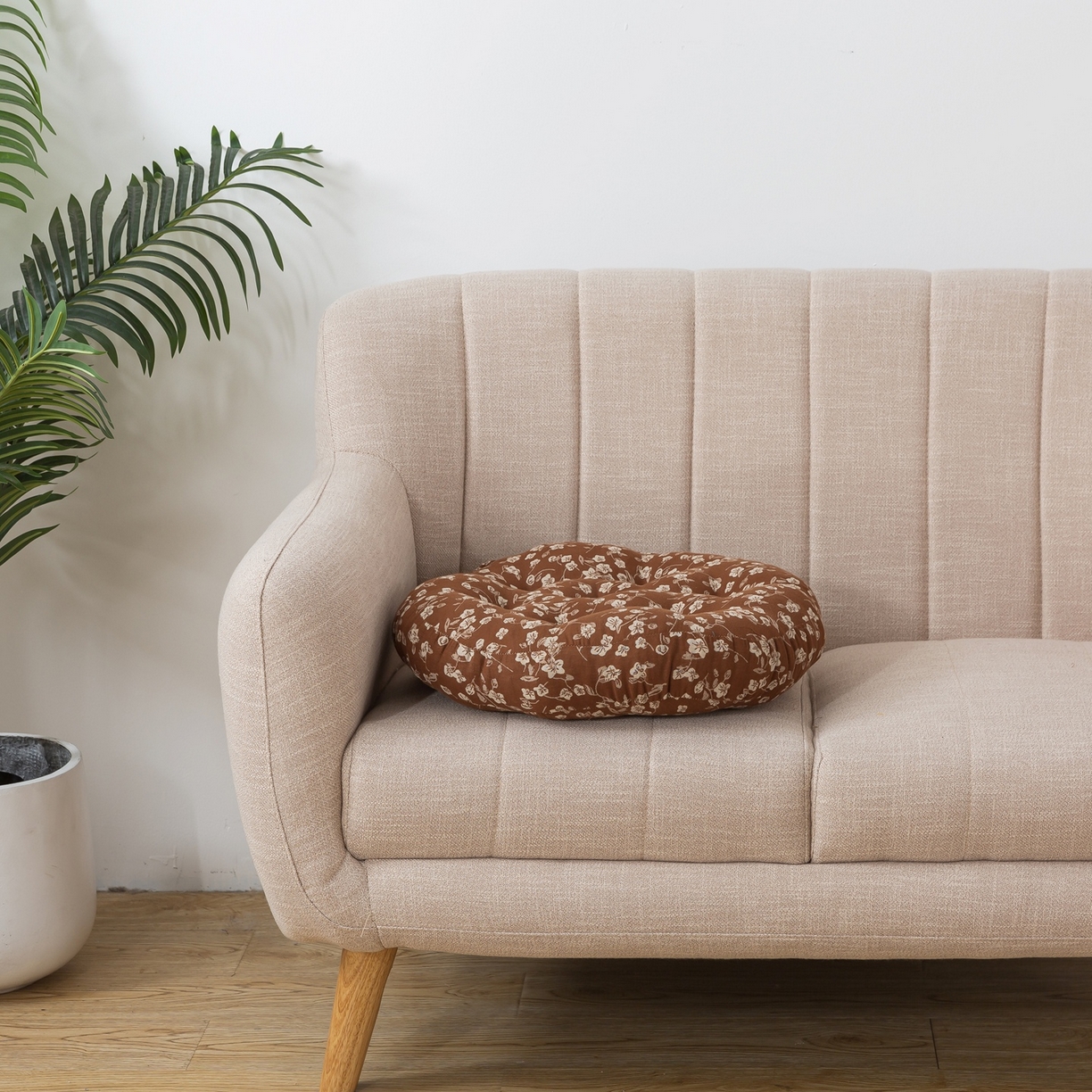 91家纺网 家纺一手货源 找家纺 小欢喜 2025新款全棉双层纱坐垫 圆垫-夕颜-咖