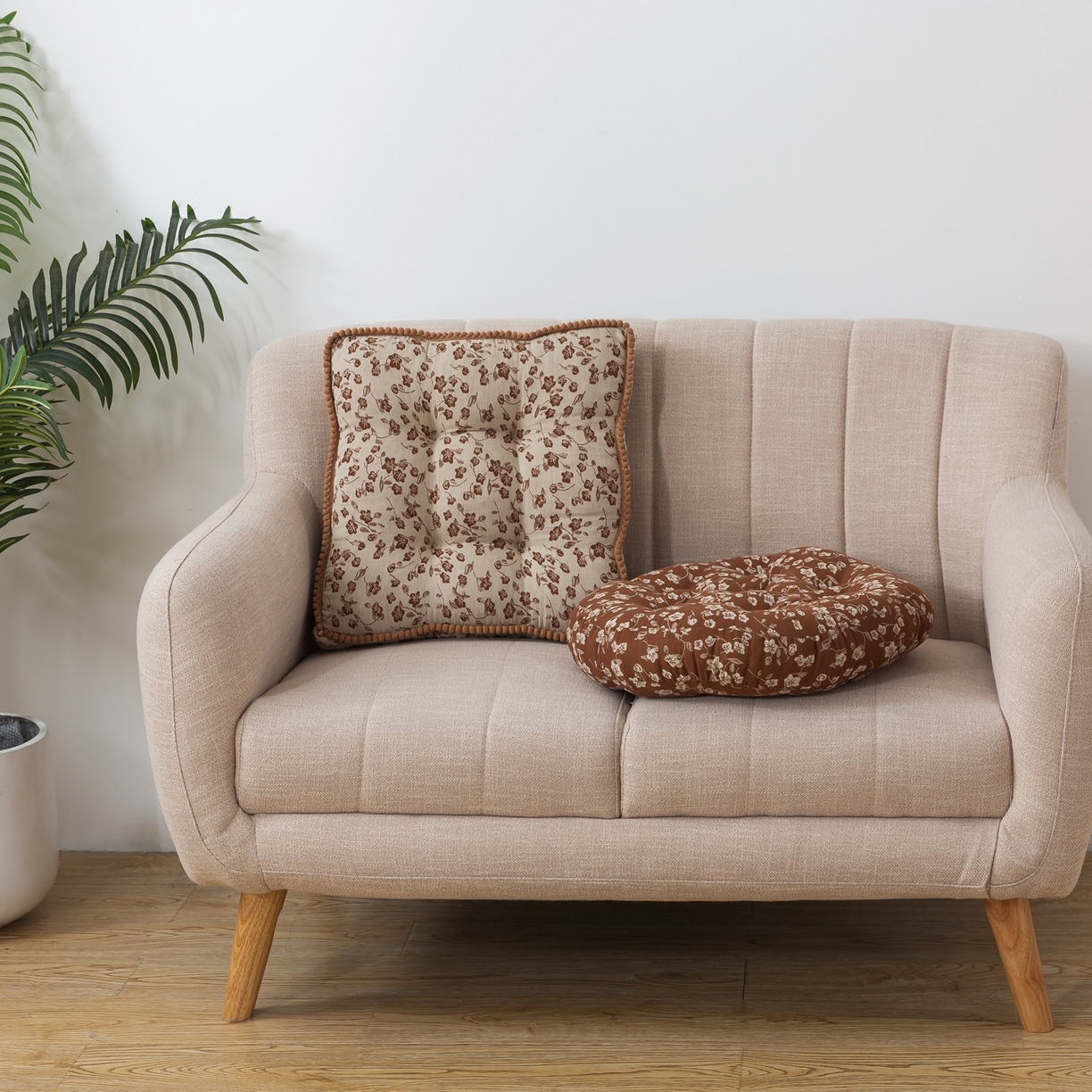 91家纺网 家纺一手货源 找家纺 小欢喜 2025新款全棉双层纱坐垫 方垫-夕颜-奶咖