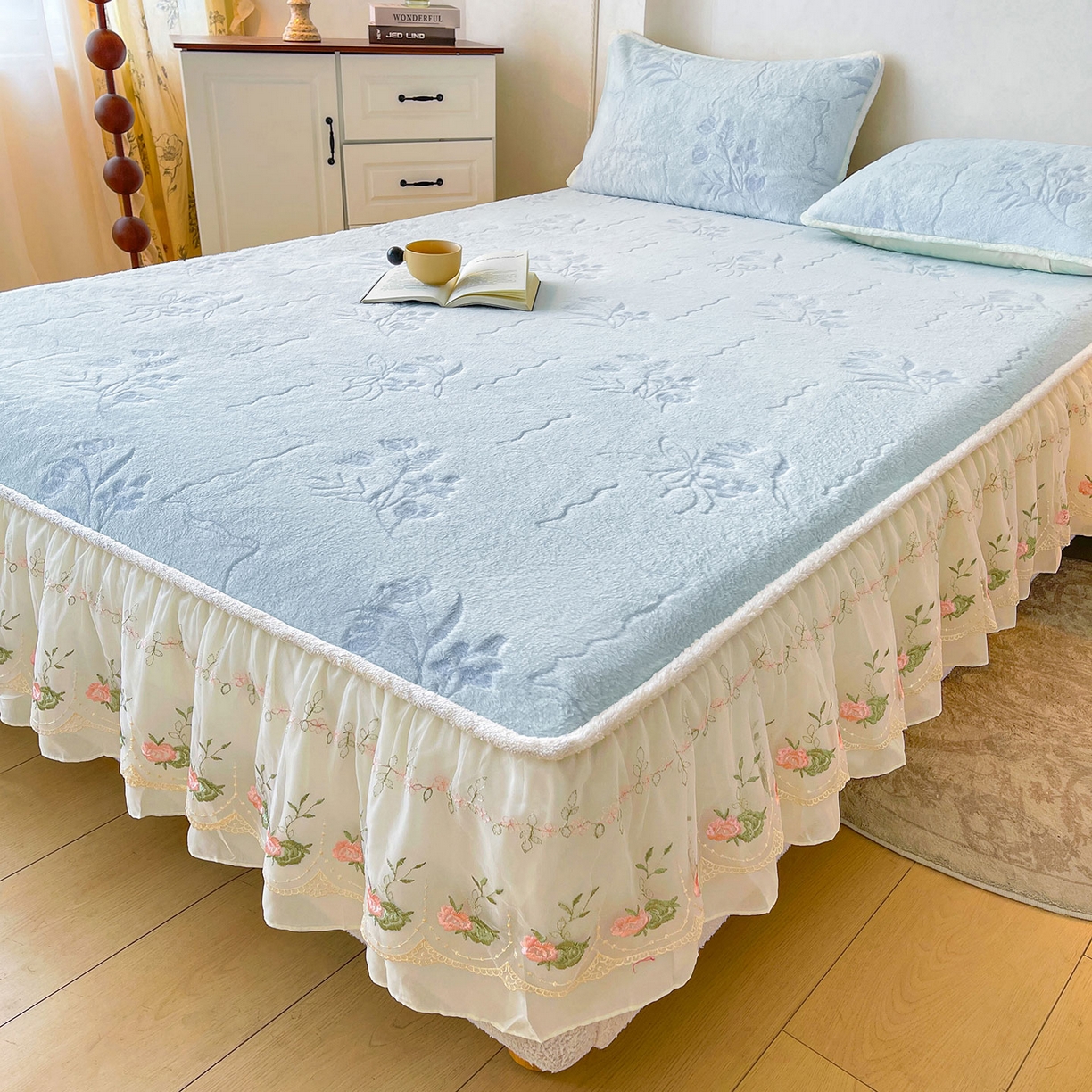 91家纺网 家纺一手货源 找家纺 眠势力 2025新款兔毛绒雕花床笠单件冬季兔兔绒加绒保暖席梦思床垫保护套全包 繁花-霜兰