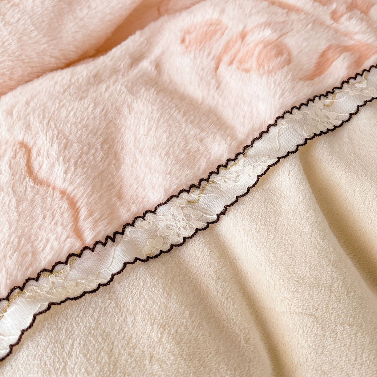 91家纺网 家纺一手货源 找家纺 （总）眠势力 2025新款兔毛绒雕花被套冬季兔兔绒加绒保暖被罩