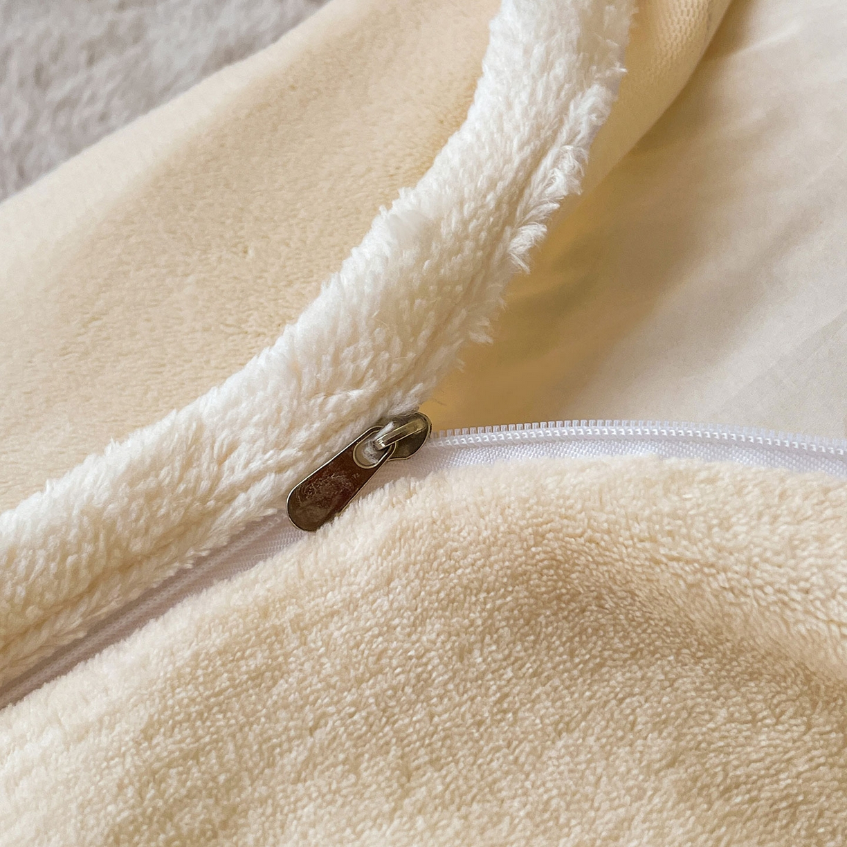 91家纺网 家纺一手货源 找家纺 眠势力 2025新款兔毛绒雕花被套冬季兔兔绒加绒保暖被罩 繁花-灰紫