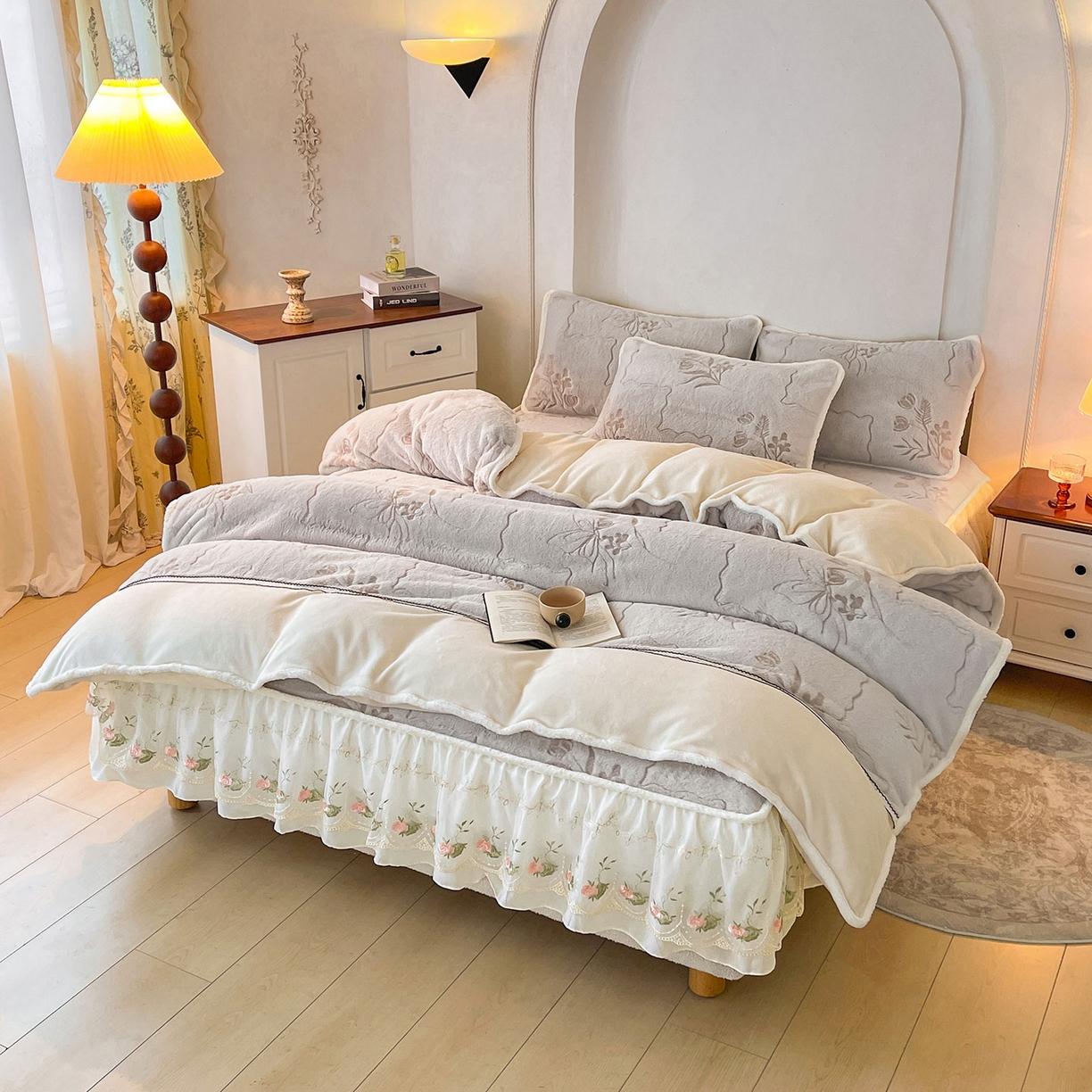 91家纺网 家纺一手货源 找家纺 眠势力 2025新款兔毛绒雕花被套冬季兔兔绒加绒保暖被罩 繁花-灰紫