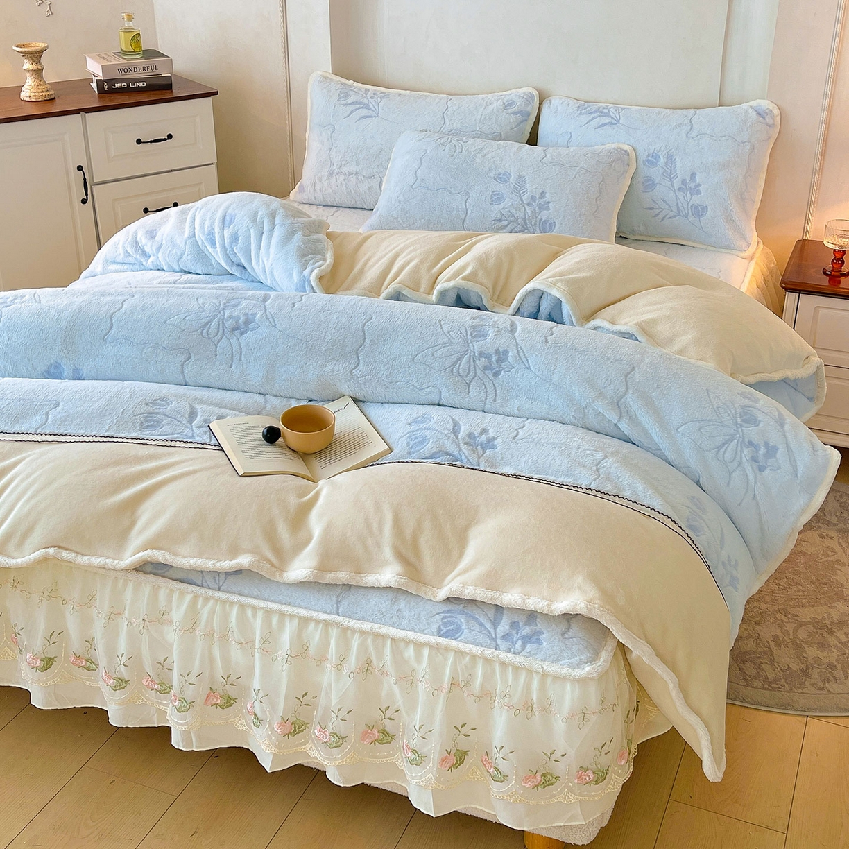 91家纺网 家纺一手货源 找家纺 眠势力 2025新款兔毛绒雕花被套冬季兔兔绒加绒保暖被罩 繁花-霜兰