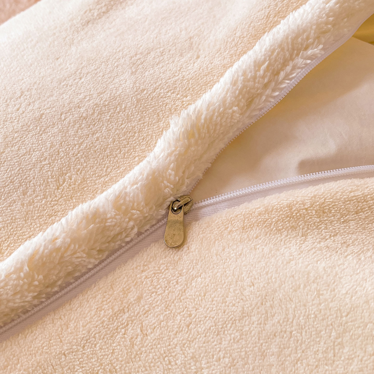 91家纺网 家纺一手货源 找家纺 眠势力 2025新款兔毛绒雕花被套冬季兔兔绒加绒保暖被罩 若溪-沁粉